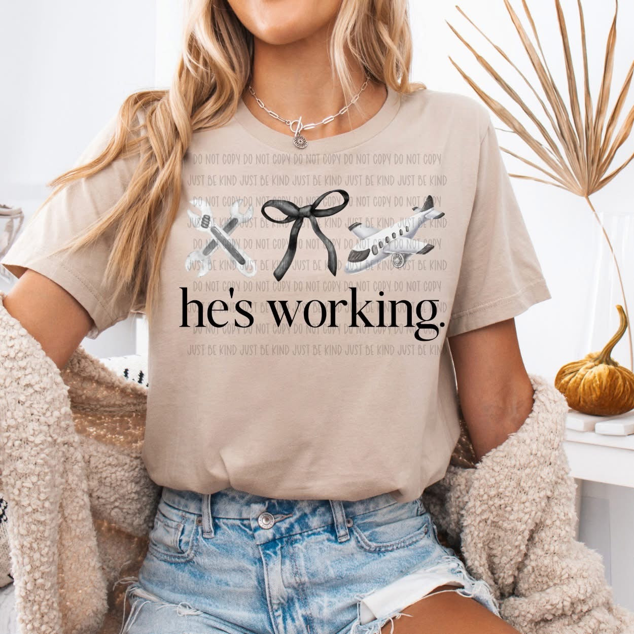 He’s working airplane mechanic DTF Transfer