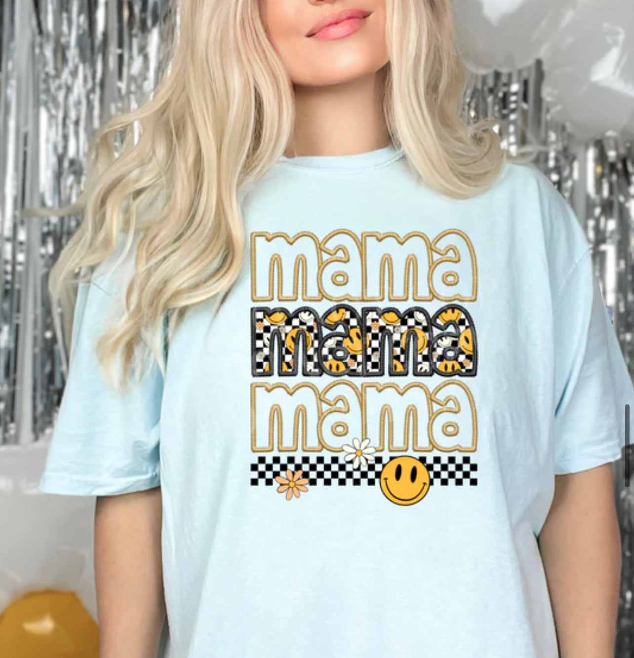 Mama Smiley Tee